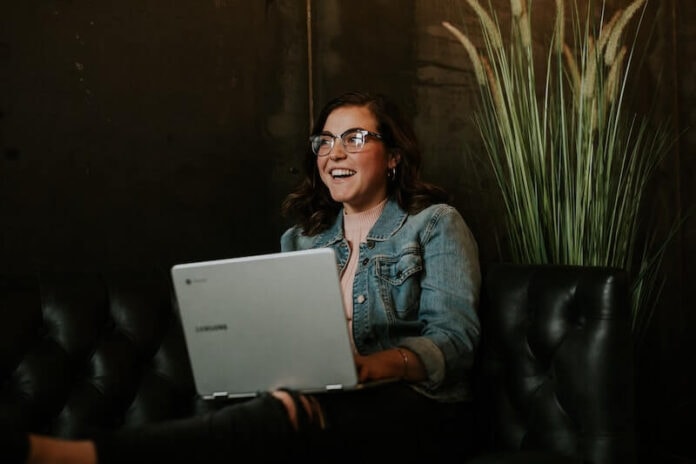 How-to-Rotate-or-Flip-the-Screen-on-your-Chromebook-Device