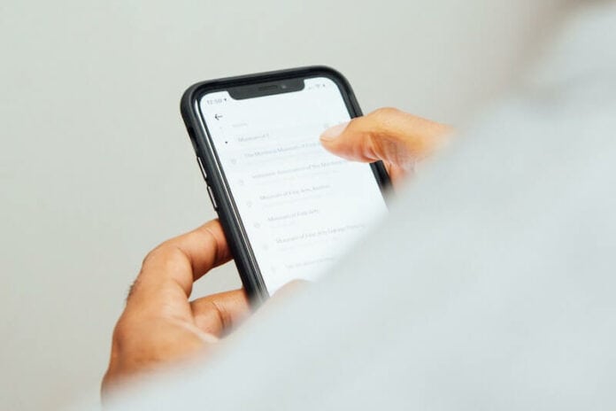 How-to-Use-iOS-15-Drag-Drop-Files-to-Any-App-Feature-on-iPhone How-to-Use-iOS-15-Drag-Drop-Files-to-Any-App-Feature-on-iPhone