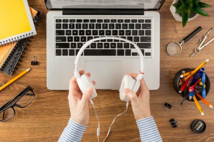 How-to-Fix-Headphone-Output-Jack-Not-Working-on-MacBook-Air-or-Pro-Computer