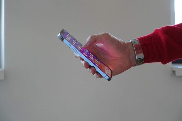 How-to-Turn-Off-or-Disable-Report-Junk-iMessage-Feature-for-Spam-Texts-on-iPhone