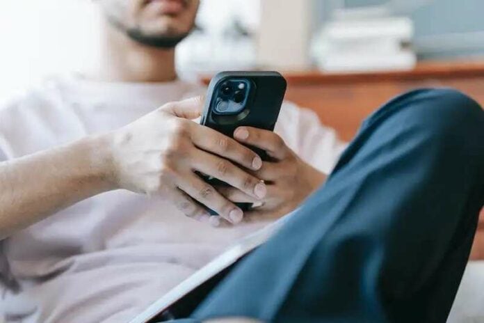 How-to-Troubleshoot-Problem-Fix-Cannot-Upvote-or-Downvote-Posts-Comments-on-Official-Reddit-App How-to-Troubleshoot-Problem-Fix-Cannot-Upvote-or-Downvote-Posts-Comments-on-Official-Reddit-App