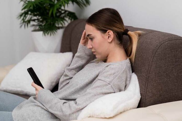 How-to-Turn-Off-and-Stop-TikTok-Spam-Invites How-to-Turn-Off-and-Stop-TikTok-Spam-Invites