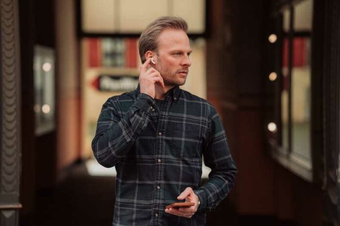 How-to-Fix-AirPods-Pro-Adaptive-Audio-Not-Working-on-iPhone-Issue How-to-Fix-AirPods-Pro-Adaptive-Audio-Not-Working-on-iPhone-Issue
