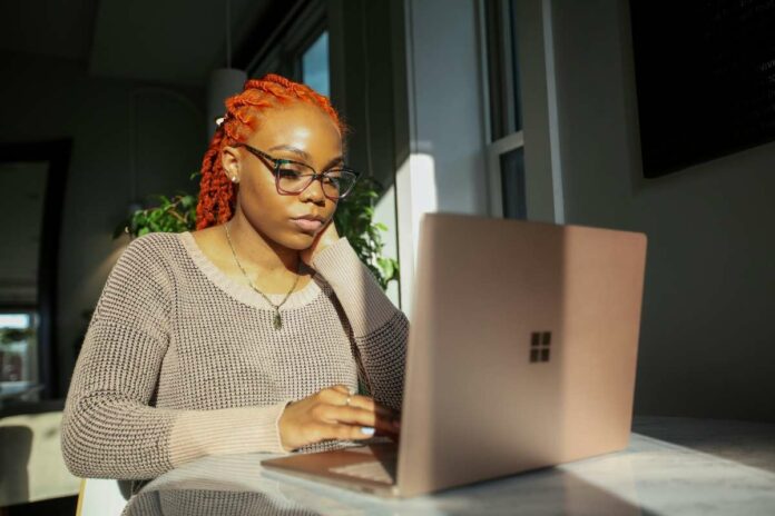 Fix-Windows-11-System-Language-Changing-to-Spanish-not-English-Upon-Restart Fix-Windows-11-System-Language-Changing-to-Spanish-not-English-Upon-Restart