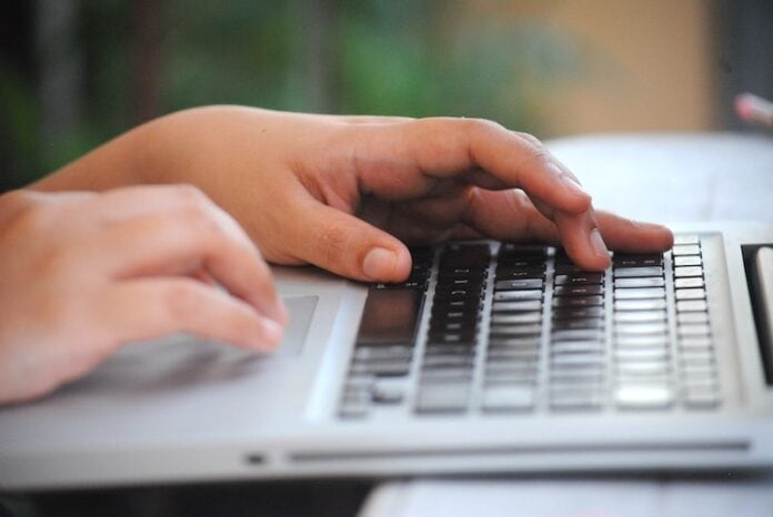 How-to-Rotate-Direction-or-Make-Text-Vertical-in-Google-Sheets