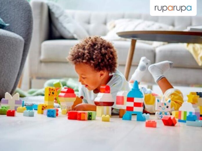 Creative Building LEGO® Duplo Tim 2 year old boy toy