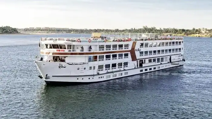 Luxury Nile cruise for an Egypt travel package