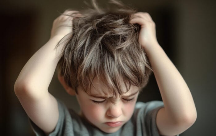 my childs head is itching