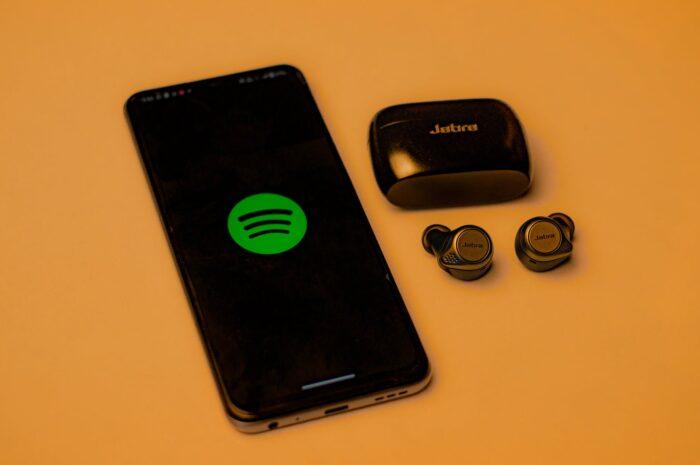 Spotifyn piilotetut albumit ja kehittynyt haku
