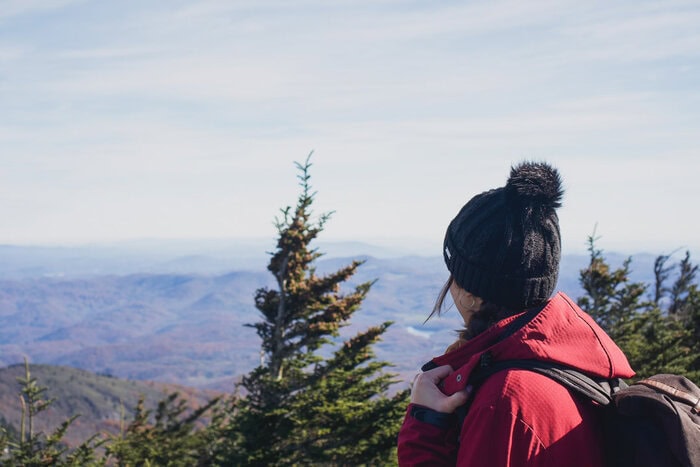 Profile Trail to Macrae Peak detailed hiking guide