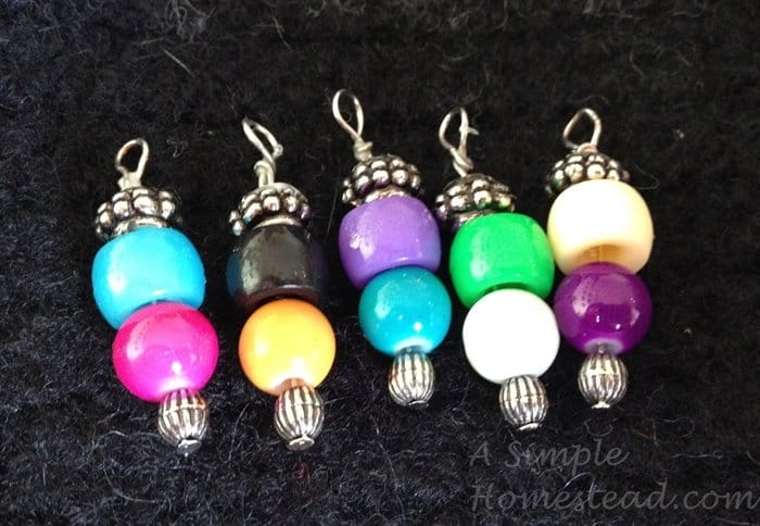 ASimpleHomestead.com - colorful stitch markers