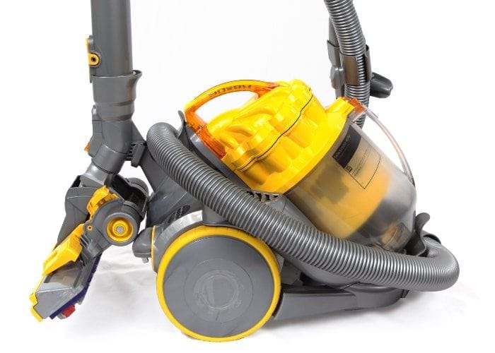 vacuum cleaner for laminate flooring