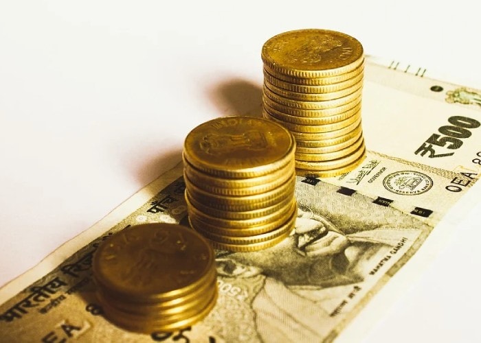 Indian currency photo courtesy Pixabay