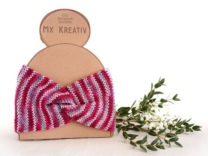 Detta tunna pannbandet är luftigt med en riktigt mjuk känsla. Det är underbart och kan användas nästan året om!