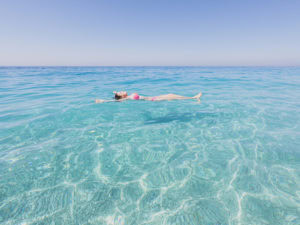 How to keep your valuables safe at the beach