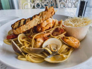 best seafood restaurants in Key Largo