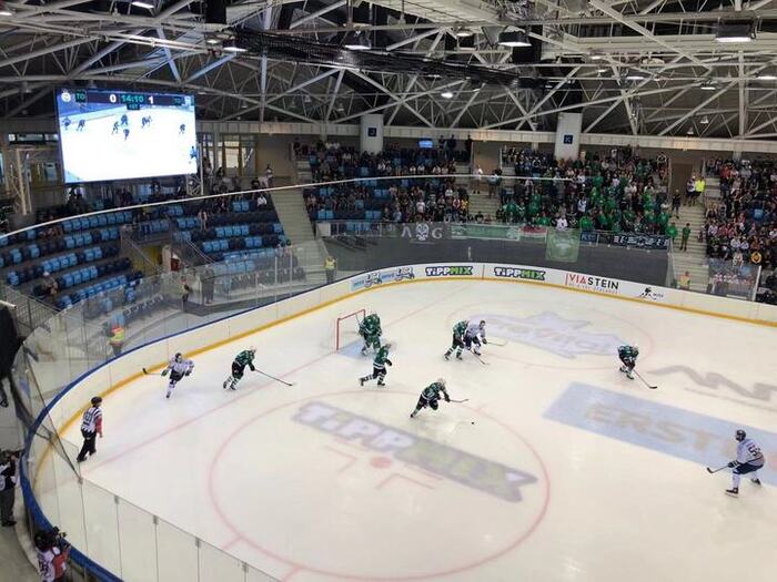 YUCHIP P8 LED Screen In Hungary's Ice Hockey Stadium