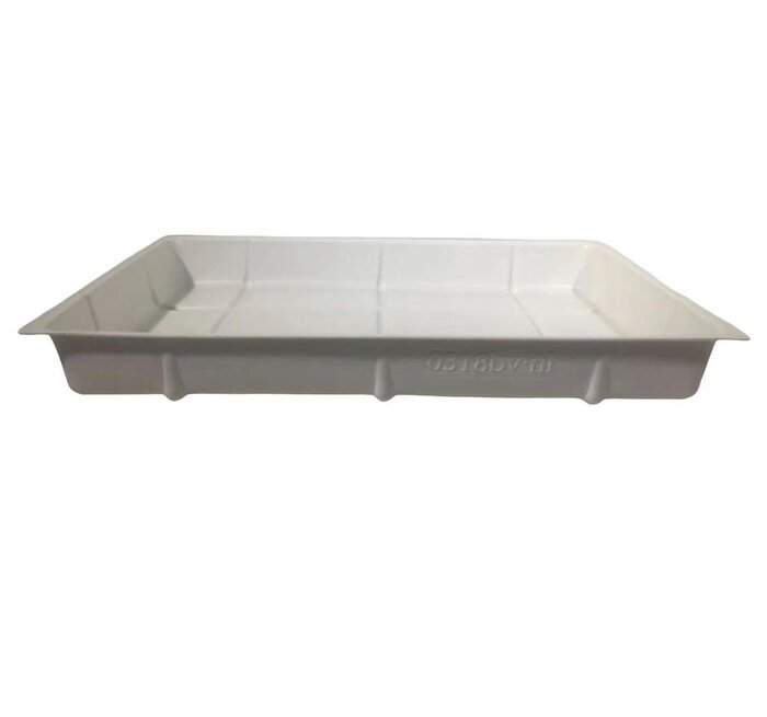 Plastic tray