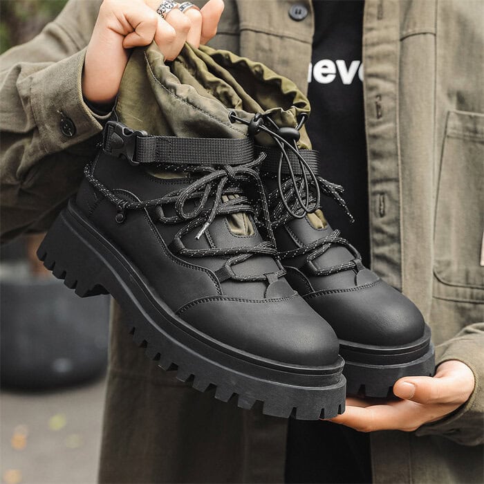 mountaineering boots