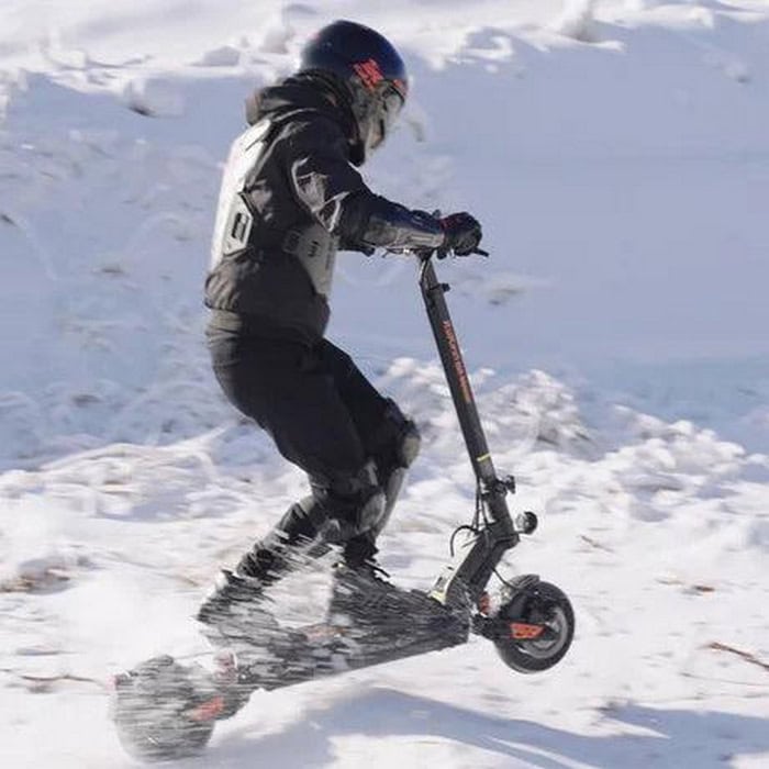 Hulajnoga elektryczna zimą