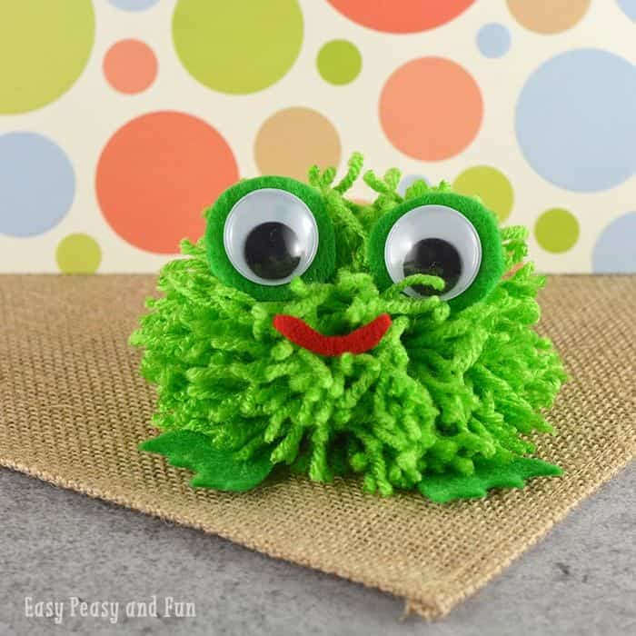 yarn pom pom frog