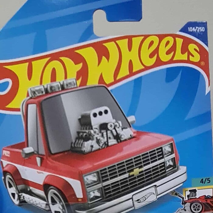 Hot Wheels 2025 - Chevrolet Silverado 1983 Noire - Modèle 1:64 Ouvert (Loose) - Occasion