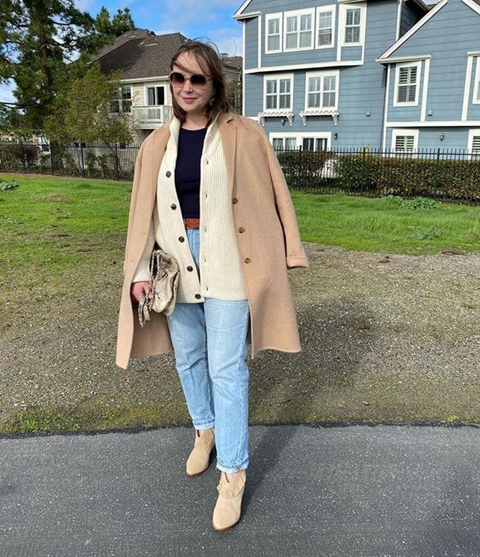 Oxana wears winter layers | 40plusstyle.com