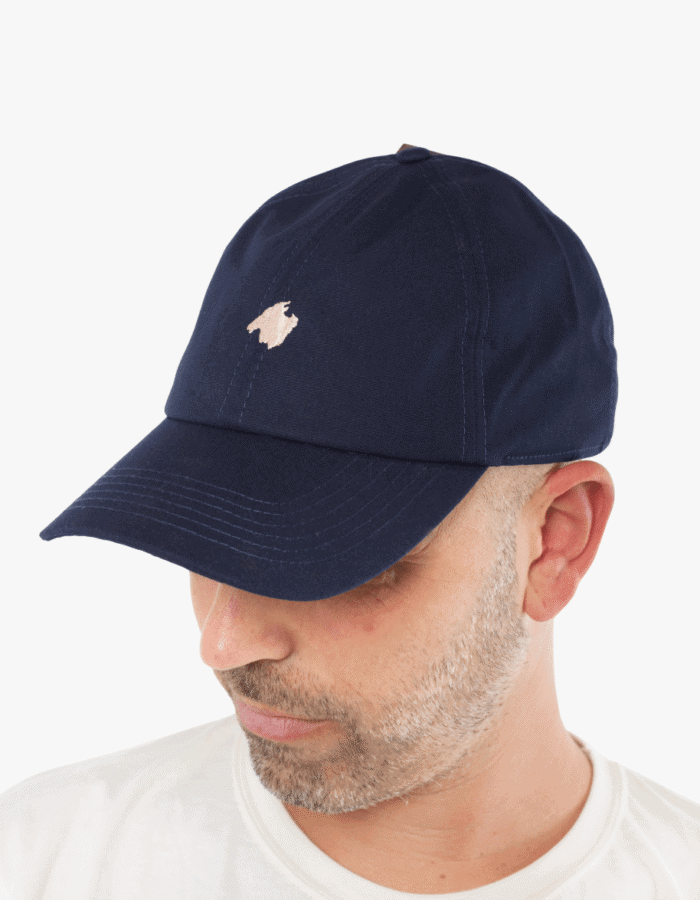 Gorra visera blava amb brodat "Mallorca"