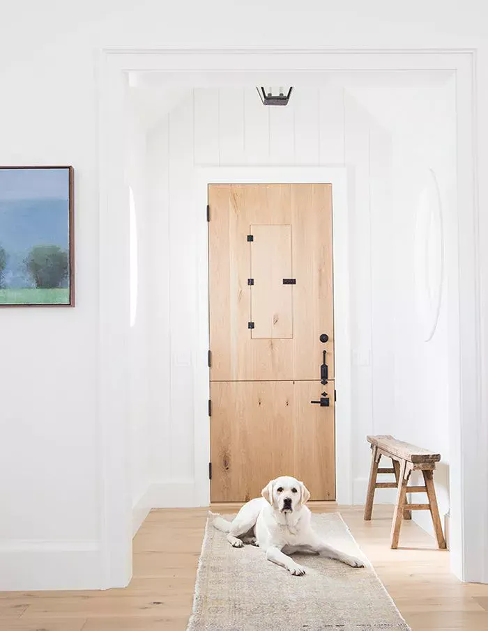 8-1 8-1 entryway decorating ideas 29 Entryway Decorating Ideas That Make For A Stunning First Impression 8 1