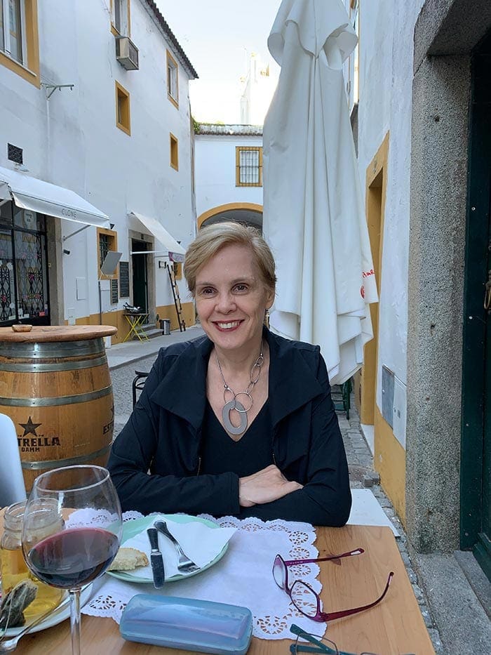 Dining in Evora, Portugal | 40plusstyle.com