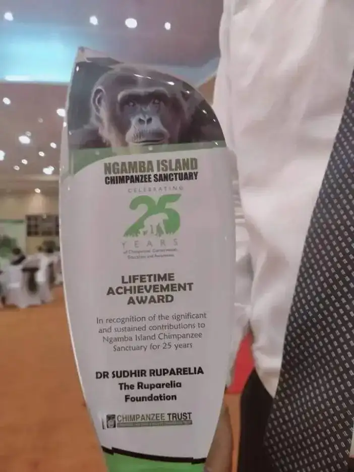 City Tycoon Dr. Sudhir Ruparelia Earns Lifetime Achievement Award For His Wildlife Charitable Work SR-LIFETIME-AWARD