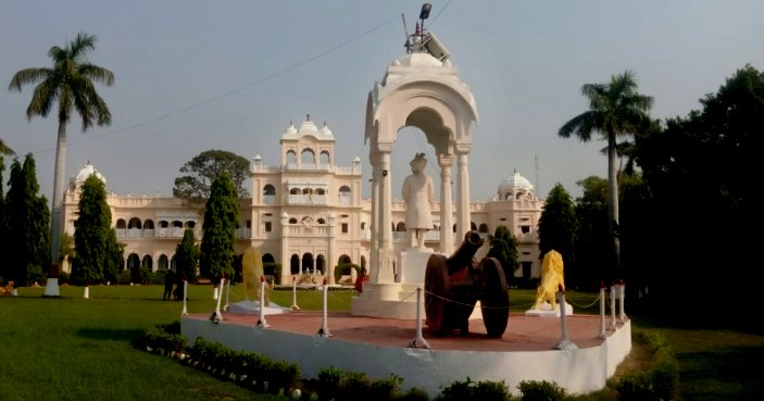 महेश विलास पैलेस- महल