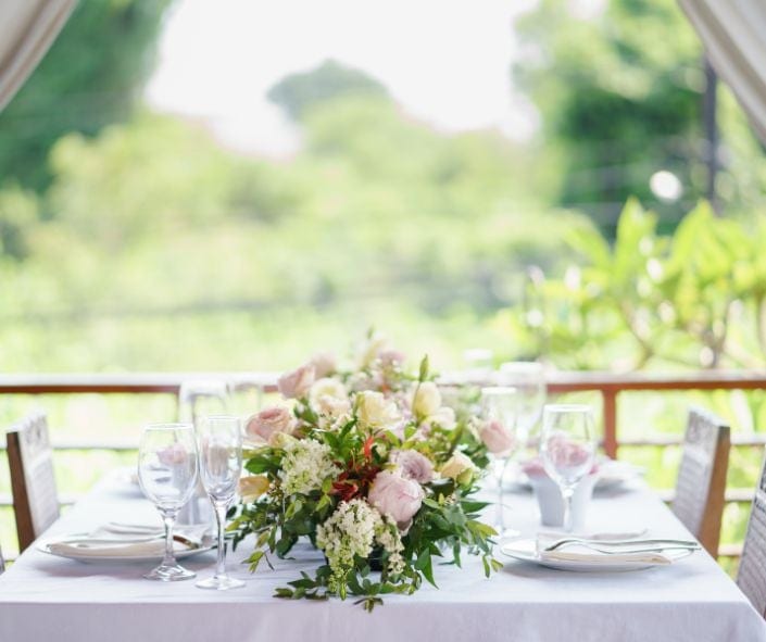 Wedding DIY Projects help you save money on a few costly aspects, but they also add a personalized touch to your special day.&nbsp;