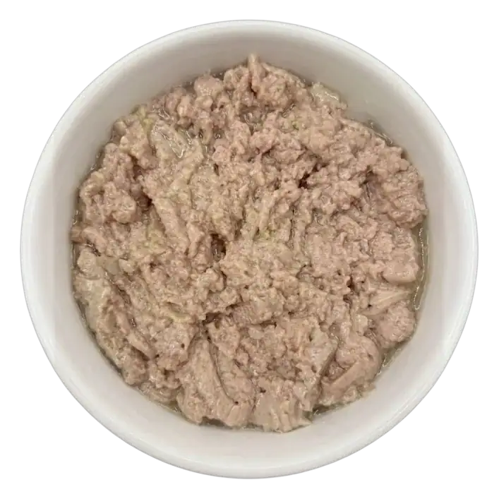 Paté Zen monoproteico de ternera para perros servido en un bol, textura del producto