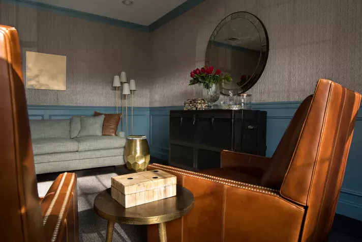 5 5 living room accent wall ideas 21 Living Room Accent Wall Ideas To Enhance Your Space 5