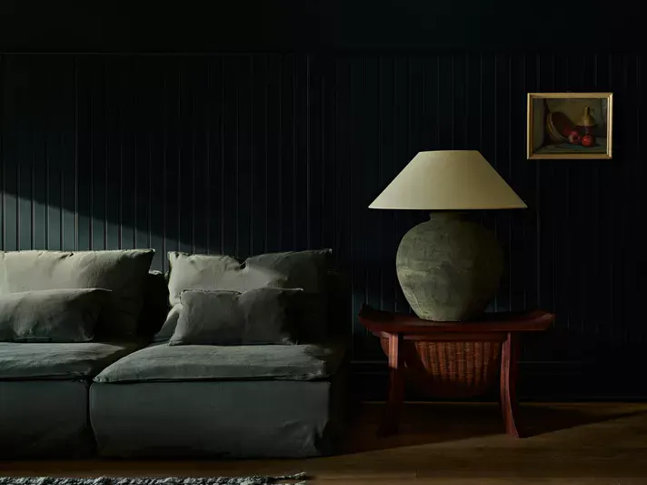 1 1 living room accent wall ideas 21 Living Room Accent Wall Ideas To Enhance Your Space 1