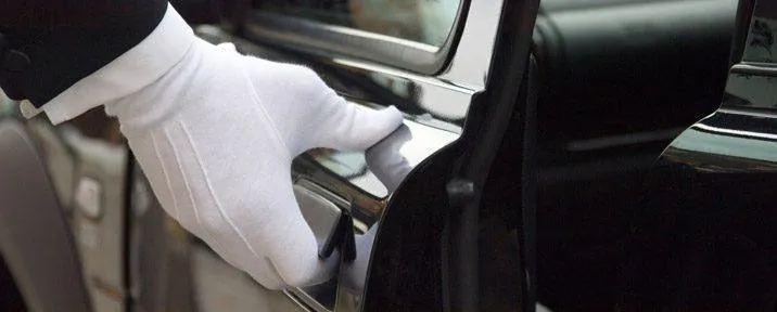 chauffeurouverture porte vtc