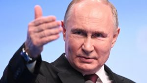 Les alliés du président russe Poutine ont salué sa réélection