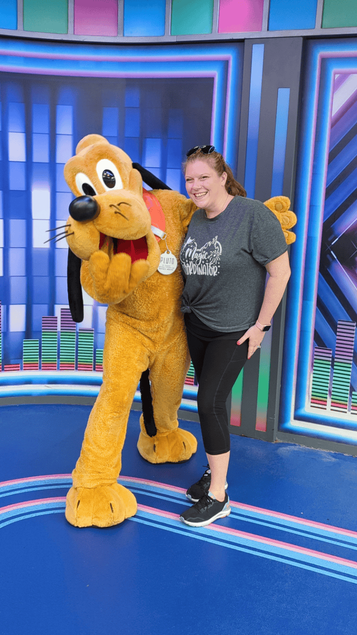 Emily Nugent with Goofy