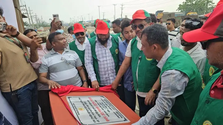 গাজীপুরে চিলাই খাল পুনঃখনন কার্যক্রমের আনুষ্ঠানিক উদ্বোধন
