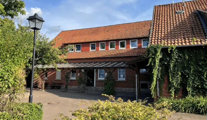 DGH-Haupteingang-2