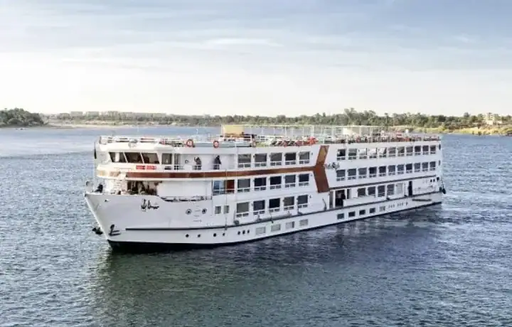 Luxury Nile cruise in Egypt with Yalla Egypt Travel