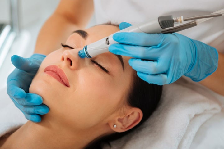 Hydrafacial. How it works Hydrafacial. How it works