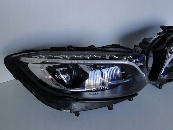 MERCEDES S KLASA 217 W217 LAMPA PRZEDNIA PRAWA ILS SWAROVSKI A2178203700 - obrazek 4