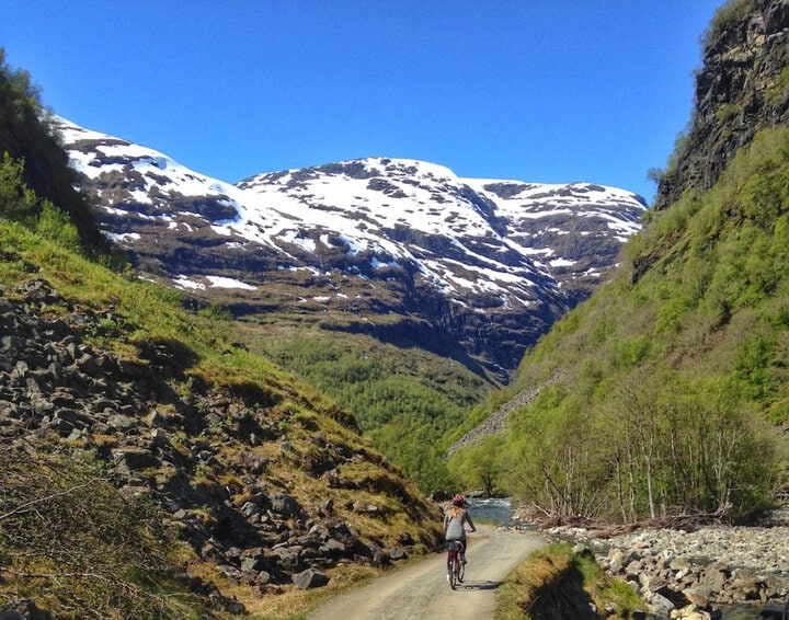 The Flam Railway in Norway and cycling trip down