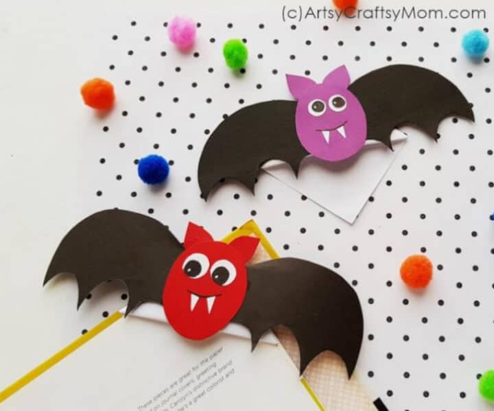 bat bookmarks made with paper for toddlers and preschoolers