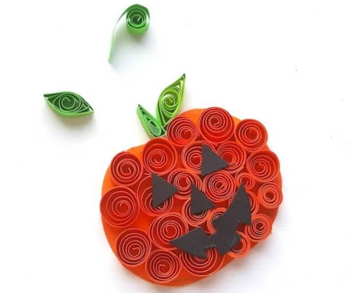 easy papercraft pumpkin for Halloween craft ideas