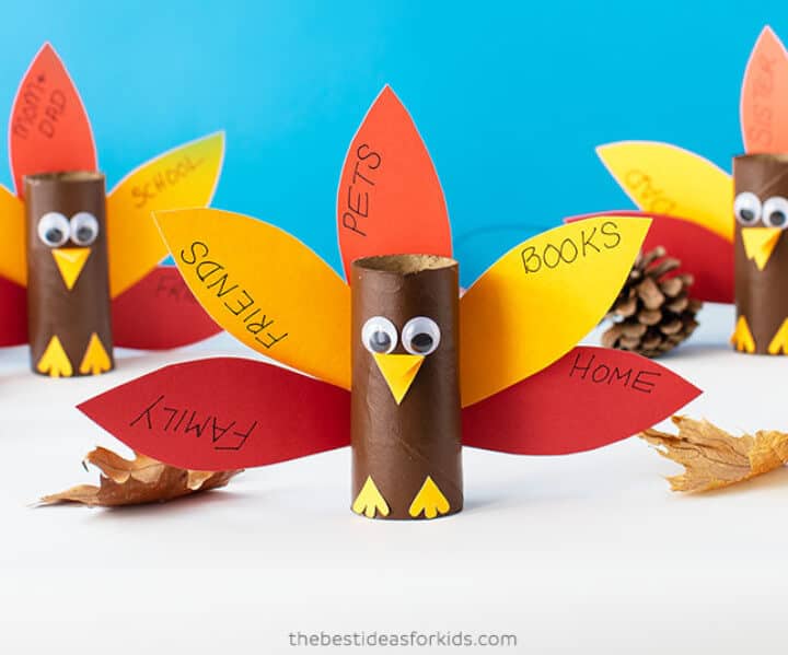 turkey craft, Thanksgiving craft idea using toilet paper rolls