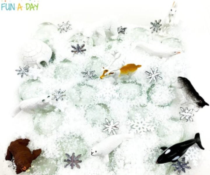 artic winter sensory play