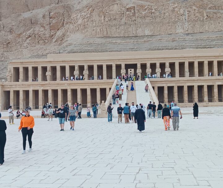 Hatschepsut Tempel in Luxor -2 tage Ausflug von Safaga nach Luxor
